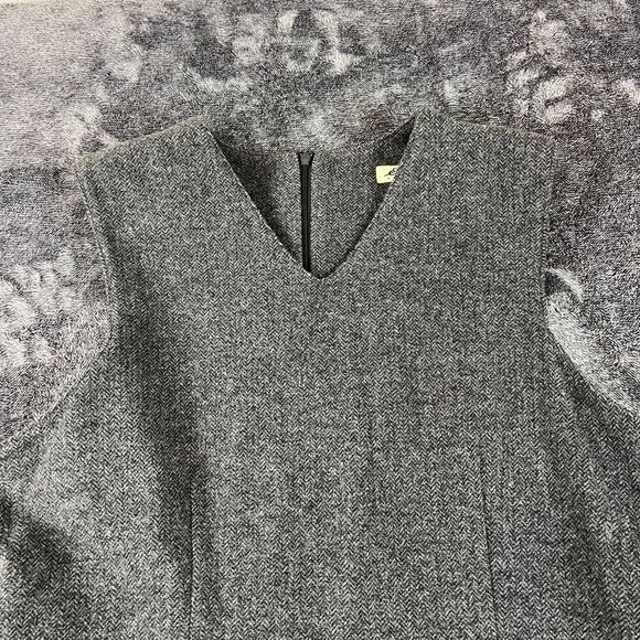 Vtg Eddie Bauer Wool Blend Herringbone Gray Shift Dress Women's 14P V-Neck - Picture 2 of 10